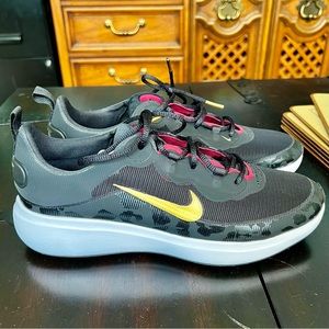 Nike women’s shoes